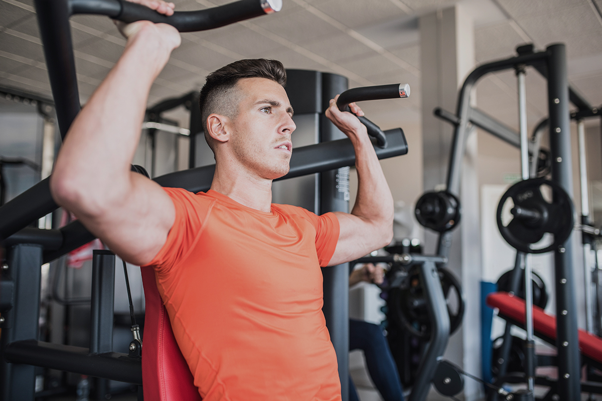 How to Use the Incline Shoulder Press Machine?