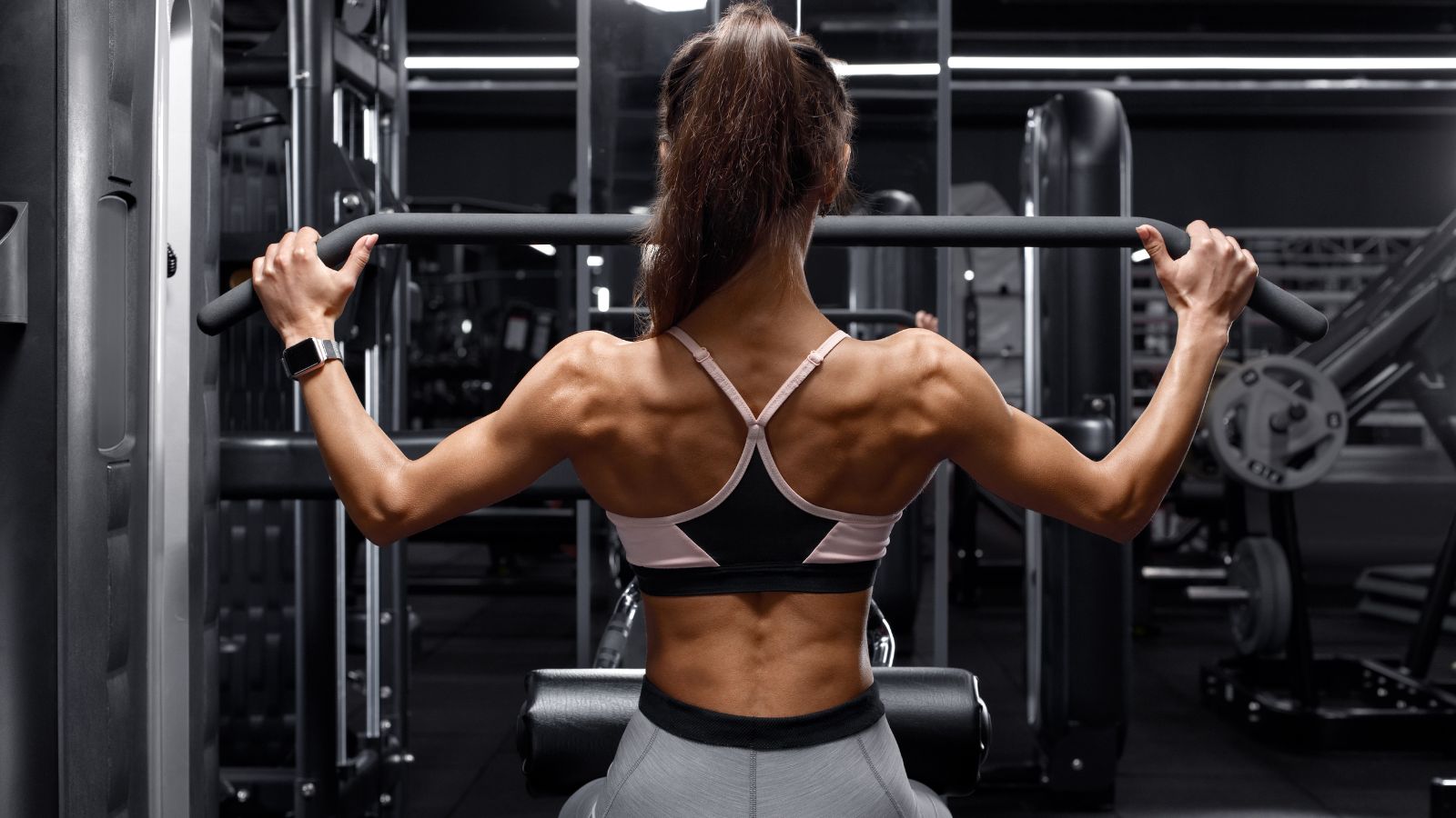 Fitness Equipment Usage Guide – Back Training Edition
