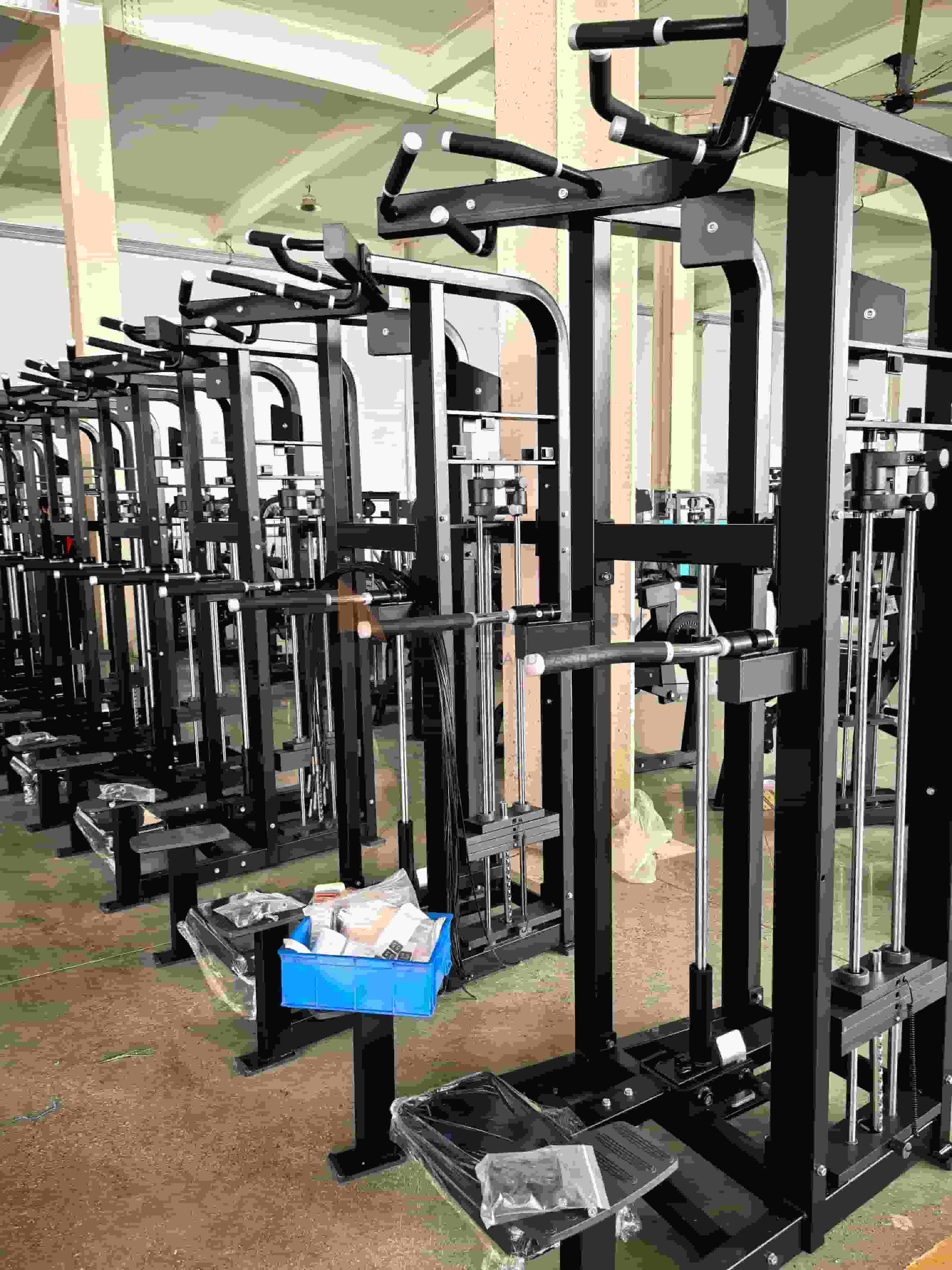 Gym Chin up Machine